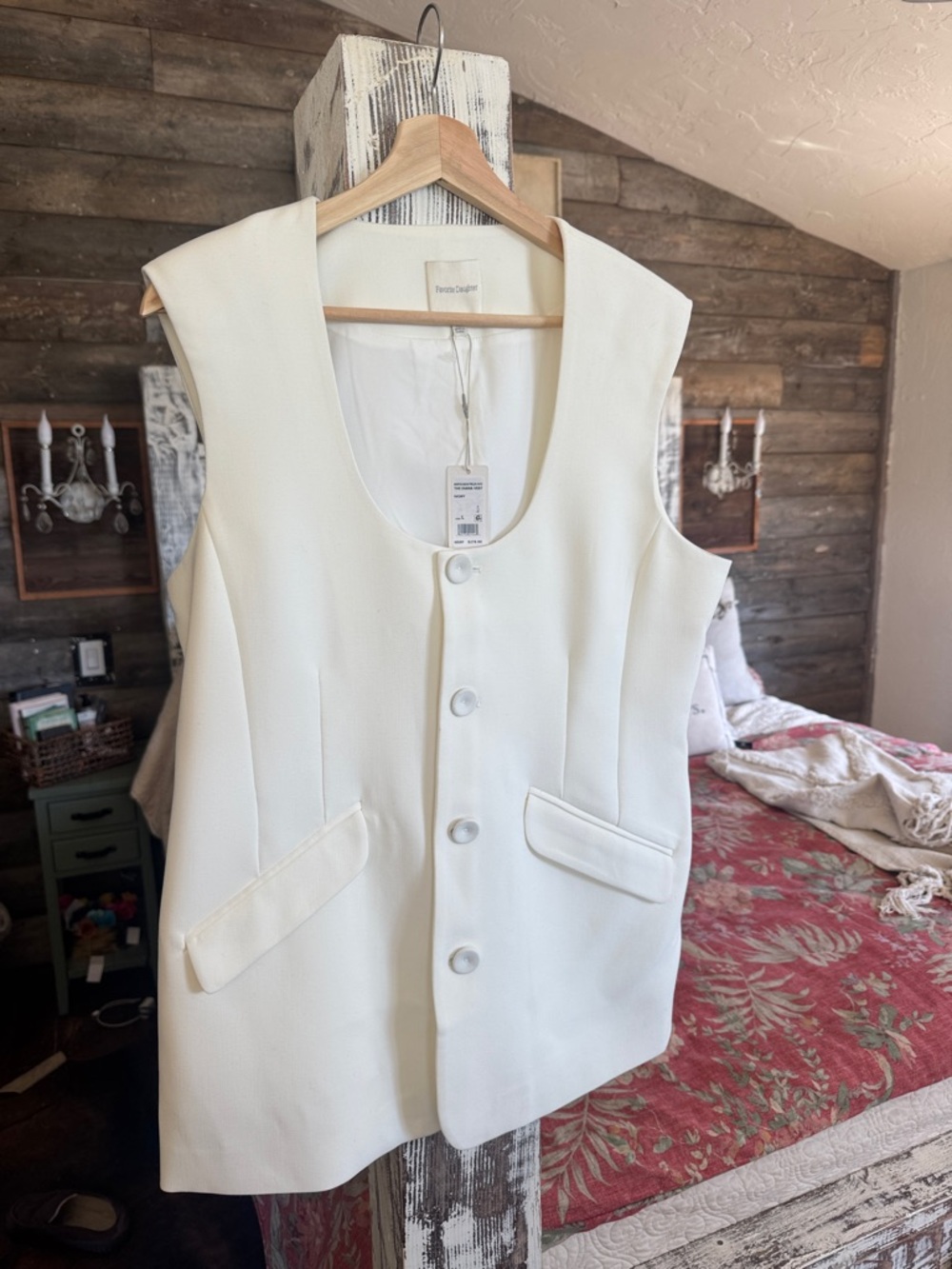 Favorite Daughter Cream Sleeveless Button-Front Vest